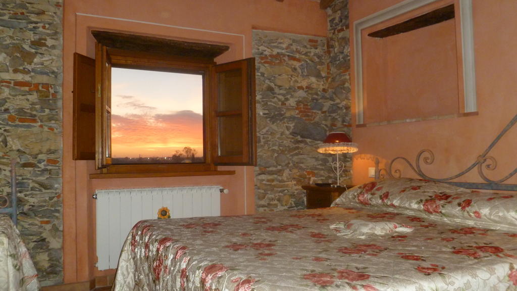 ماساروسا Le Ginestre B & B الغرفة الصورة